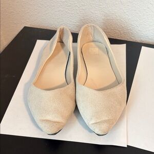 Elegant Cream Women's Flats